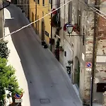 Casa Loretta Vicopisano